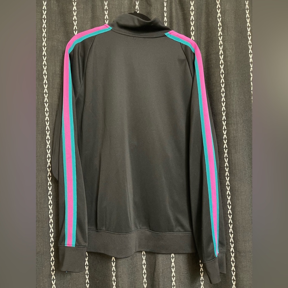 Nike jacket - Picture 4 of 4